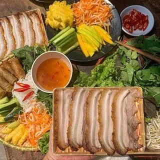 Hình ảnh Bánh tráng cuốn Ba Chỉ Quay