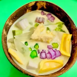 Hình ảnh Combo chè Thái sầu riêng Phong Dừa - chè dừa dầm