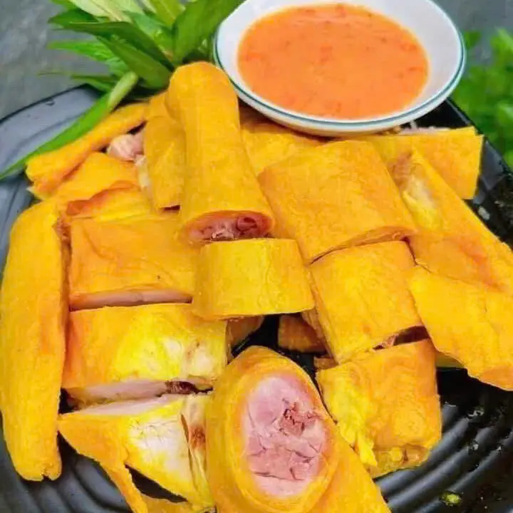 Hình ảnh 1/2 Gà ủ muối hoa tiêu