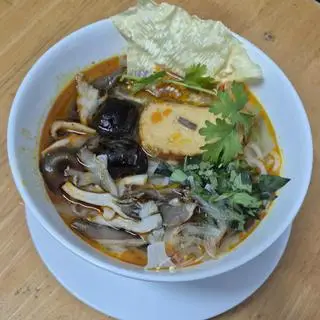 Hình ảnh Bún Huế chay