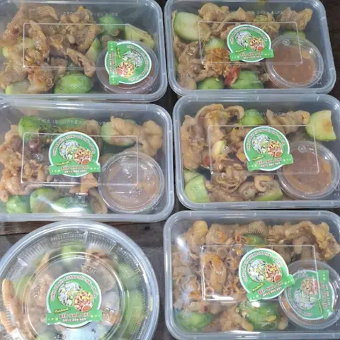 Hình ảnh BẾP NHÀ CHI - Lê Thị Riêng
