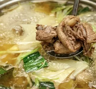Hình ảnh Lẩu măng gà 