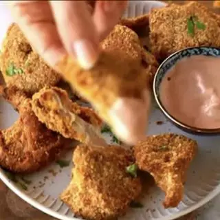 Hình ảnh Gà viên thuần chay - Vegan chick’un nuggets