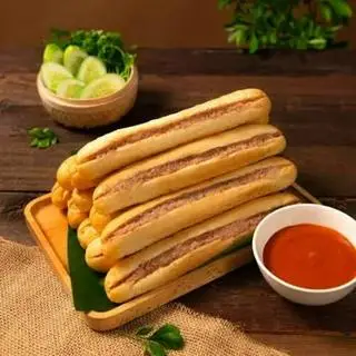 Hình ảnh Bánh mì que pate hạt điều