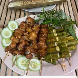Hình ảnh Combo 2 cơm lam - 2 xiên thịt nướng