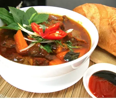 Hình ảnh Bò kho bánh mì