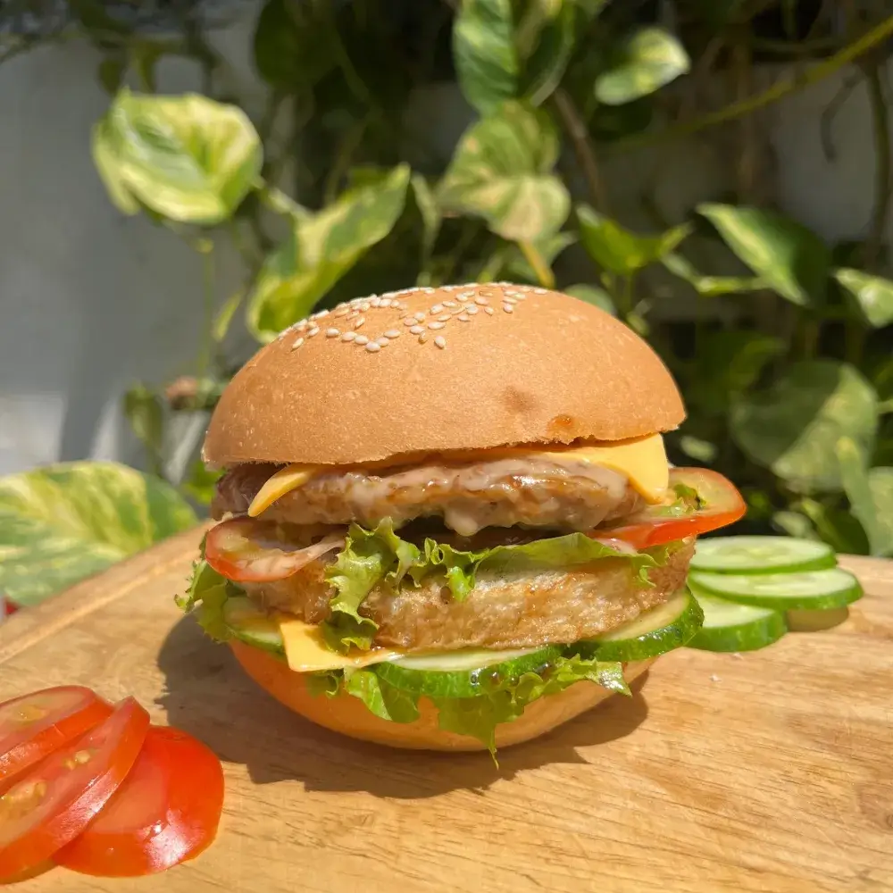Hình ảnh Burger 3 tầng 2 nhân