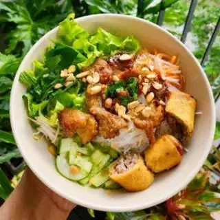 Hình ảnh Bún chả giò thịt nướng