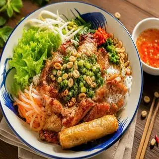 Hình ảnh Bún chả giò