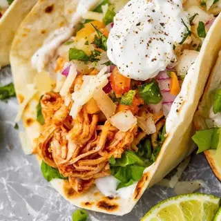 Hình ảnh Bánh tacos gà - trứng