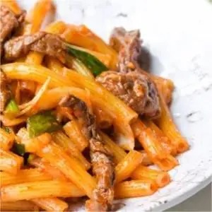 Hình ảnh Nui xào bò