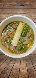 Hình ảnh Bún bò nạm - chả