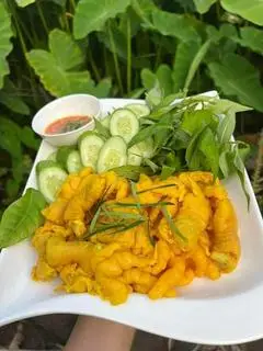 Hình ảnh Chân gà rút xương ủ muối