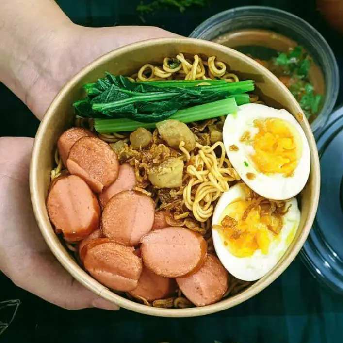 Hình ảnh Angel Liu - Mì Trộn Sủi Cảo Hoành Thánh, Mì Cay & Miến Trộn - Lê Ngã
