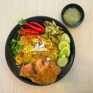 Hình ảnh Cơm Dương Châu má đùi