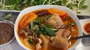 Hình ảnh Bún riêu giò gân