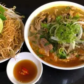 Hình ảnh Bún bò tái