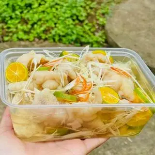 Hình ảnh Chân gà rút xương sả tắc - 200g