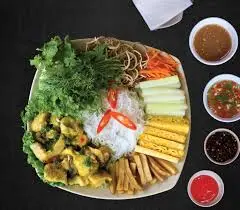 Hình ảnh Bánh tráng cuốn cá lăng - 6 cuốn