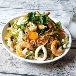 Hình ảnh Mì xào hải sản