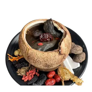 Hình ảnh Gà ác tiềm trái dừa