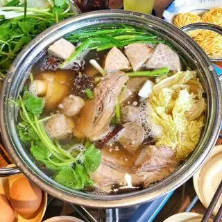 Hình ảnh Lẩu bò thập cẩm nhỏ,   Tặng thêm 100 gram bò viên