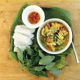 Hình ảnh Heo giả cầy - bún - rau thơm