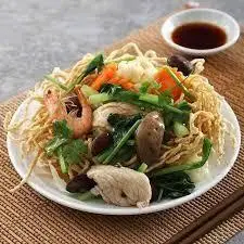 Hình ảnh Mì xào giòn thập cẩm