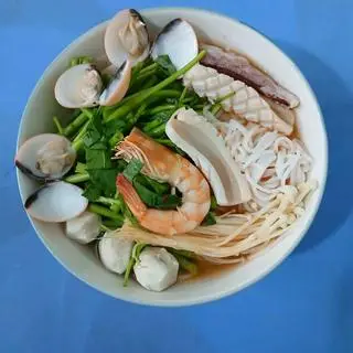 Hình ảnh Bún Thái hải sản