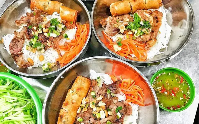 Hình ảnh Bếp Nhà Út Ơi - Ung Văn Khiêm