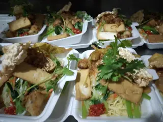 Hình ảnh Mì xào chay