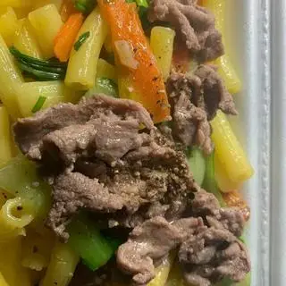 Hình ảnh Nui xào bò