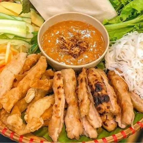 Hình ảnh Buffet Nem Nướng Nha Trang & Bún Đậu - Dương Quảng Hàm
