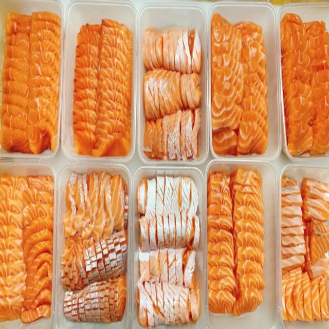 Hình ảnh Sashimi House - Cá Hồi Nauy & Cá Trích Ép Trứng - Bùi Đình Túy