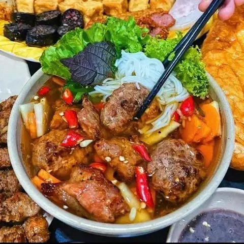 Hình ảnh Bún Chả Hà Thành - Lương Định Của