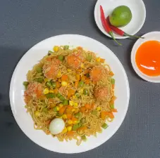 Hình ảnh Mì Trộn Rau Củ Viên Mayo