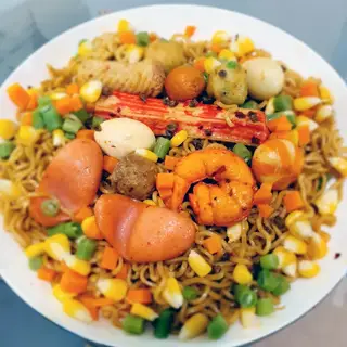 Hình ảnh Mì Trộn Cá Viên + Tóp Mỡ