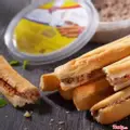Hình ảnh Bánh mì Que - Không Cay