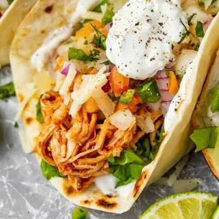Hình ảnh Bánh tacos gà - trứng