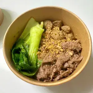 Hình ảnh Mì trộn Indo bò xào