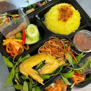 Hình ảnh Cơm gà đặc biệt