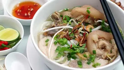 Hình ảnh Hủ tiếu giò heo
