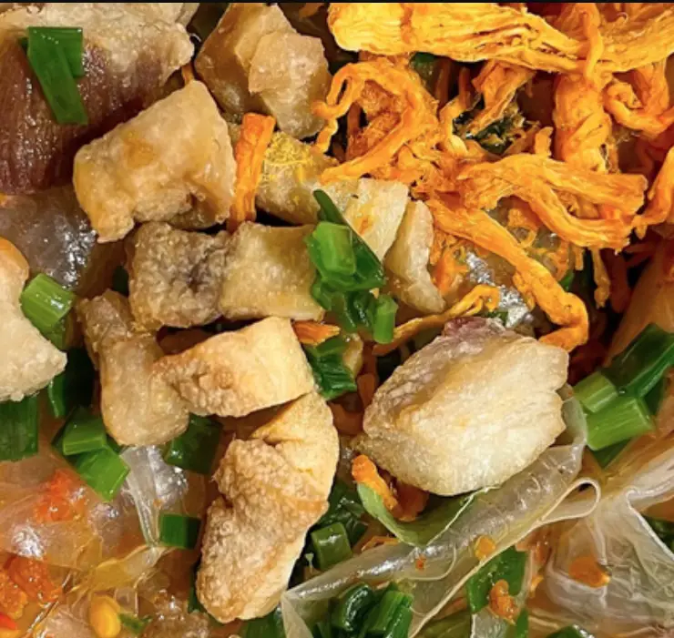 Hình ảnh Bánh Tráng Muối Tỏi Tóp Mỡ Nguyễn Khoái - Nguyễn Khoái