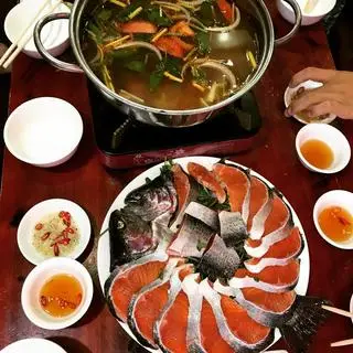 Hình ảnh Lẩu cá hồi