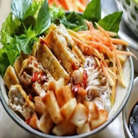 Hình ảnh Bún Nước Tương Thịt Luộc & Bún Gạo Xào Quỳnh Quỳnh - Đường Số 6