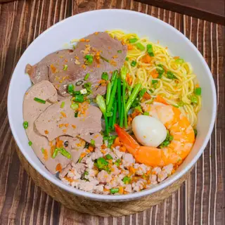 Hình ảnh Mì nước Nam Vang thập cẩm