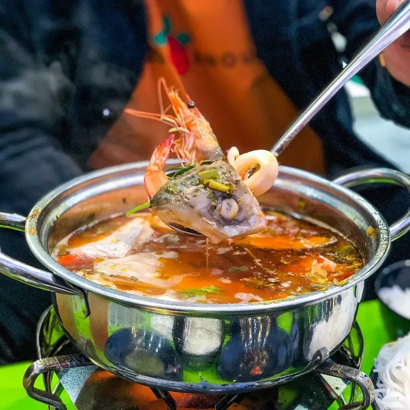 Hình ảnh Cơm - Lẩu Cá Hồi Nhà Hạnh 2 - Tôn Thất Thuyết