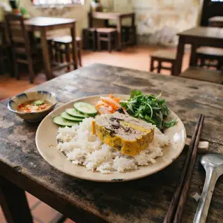Hình ảnh Cơm tấm chả