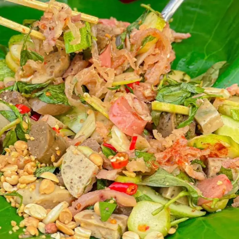 Hình ảnh Tré Trộn & Chân Gà Sốt Thái - Nông Ché Foods - Trần Thị Điệu