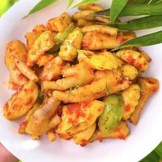 Hình ảnh Chân gà sốt Thái ko trứng sz S